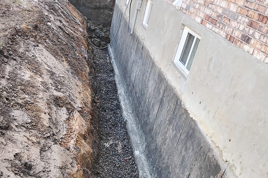 Excavation de drain de fondation Lac St-Charles.